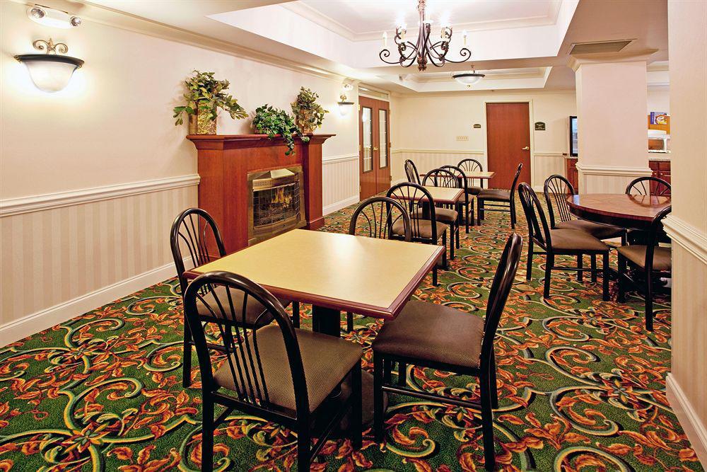 Holiday Inn Express Camden Restaurante foto
